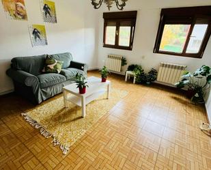 Living room of Flat to rent in Langreo  with Heating, Furnished and Oven