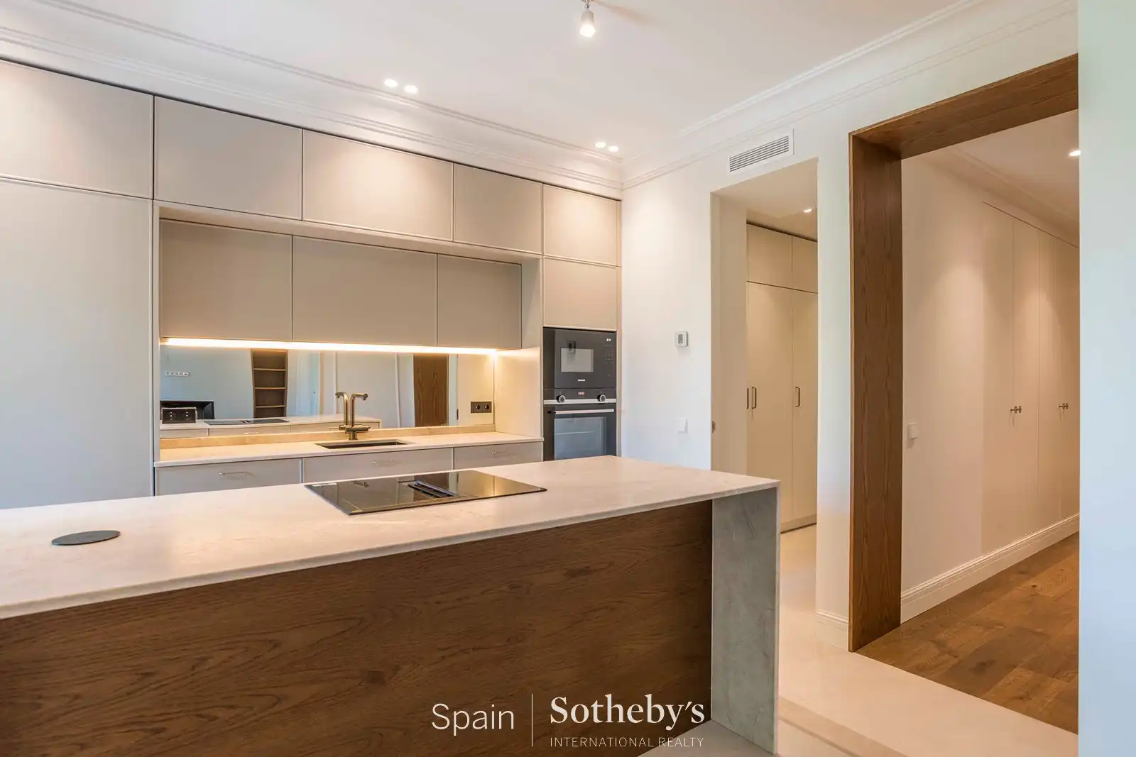 Apartament en venda a Ríos Rosas - Nuevos Ministerios