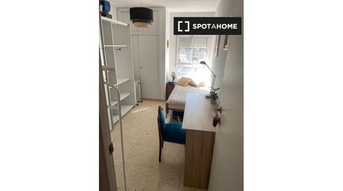 Foto 2 de Piso de alquiler en Goteta, Alicante / Alacant