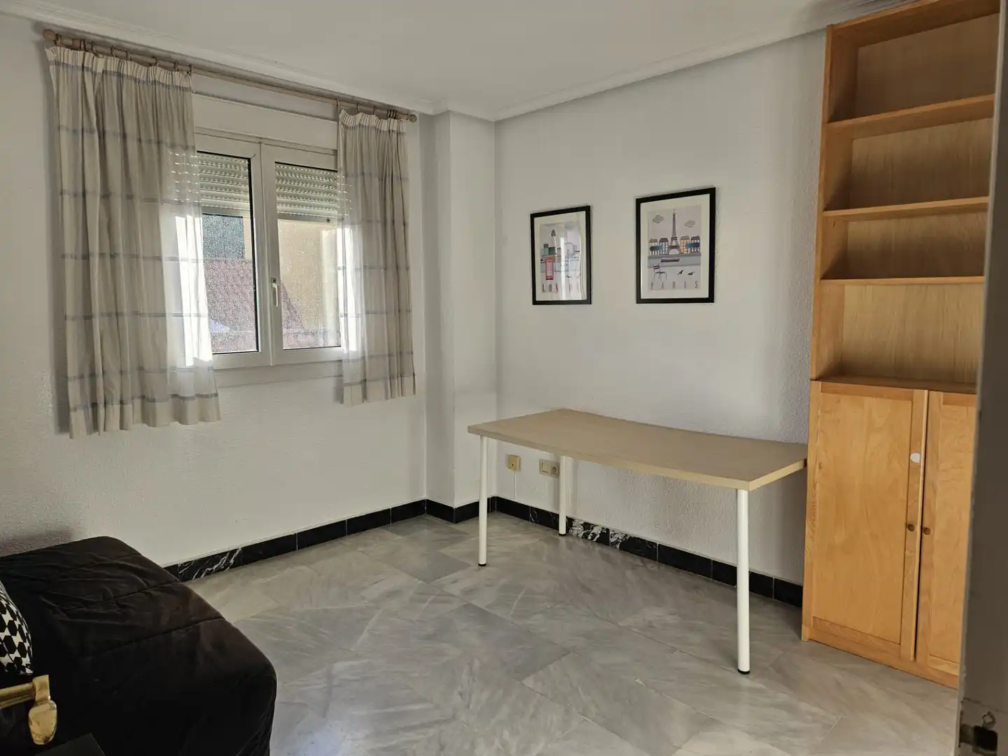 Bedroom of Flat for sale in San Juan de Aznalfarache  with Air Conditioner and Community pool