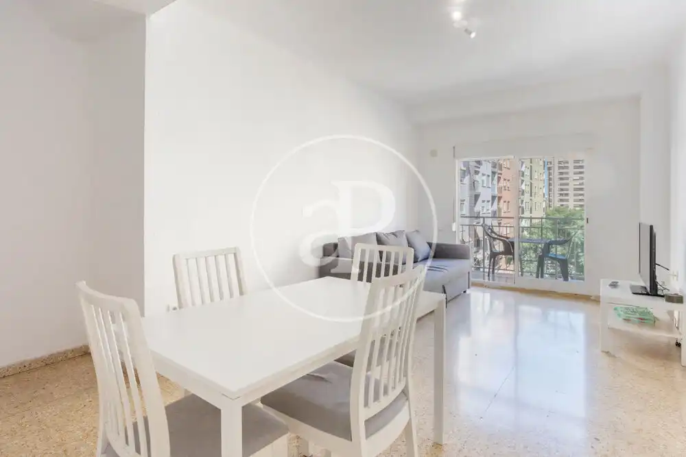 Exterior view of Flat for rent in Valencia  with Air Conditioner, Terrace and Furnished