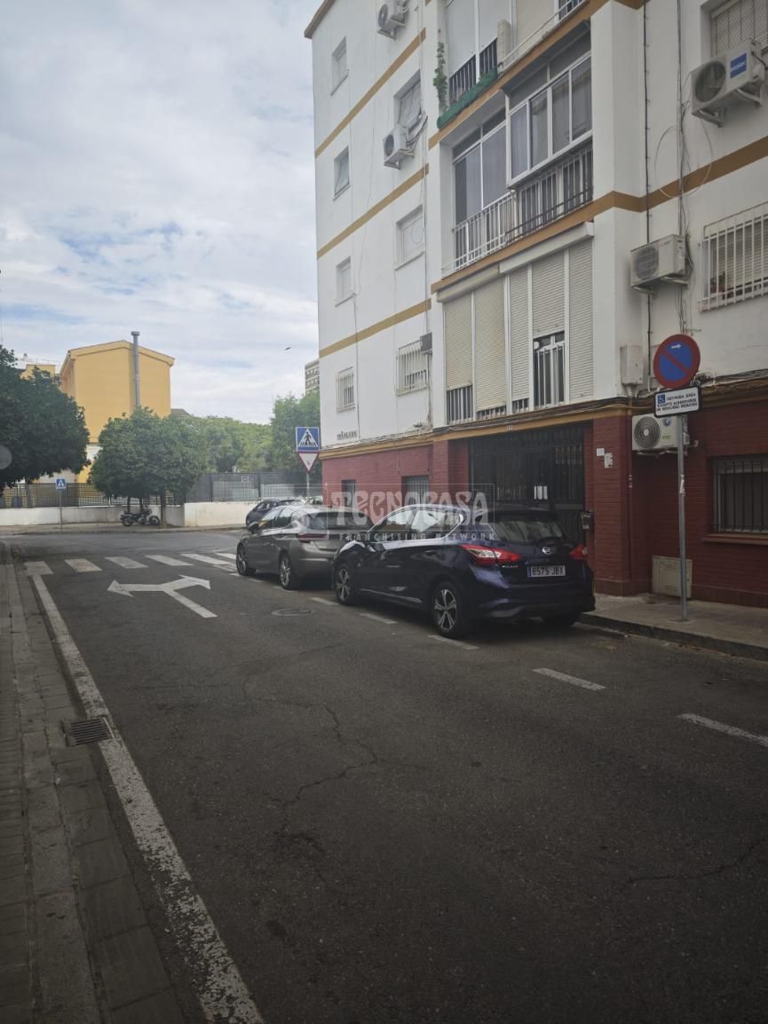 Aparcament de Pis en venda en  Sevilla Capital amb Aire condicionat