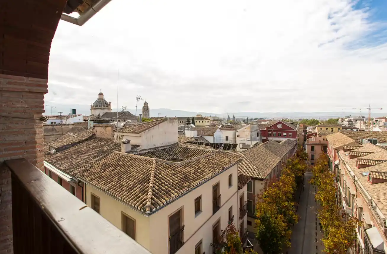 Außenansicht von Wohnungen zur Miete in Granada mit Klimaanlage, Heizung und Parkett