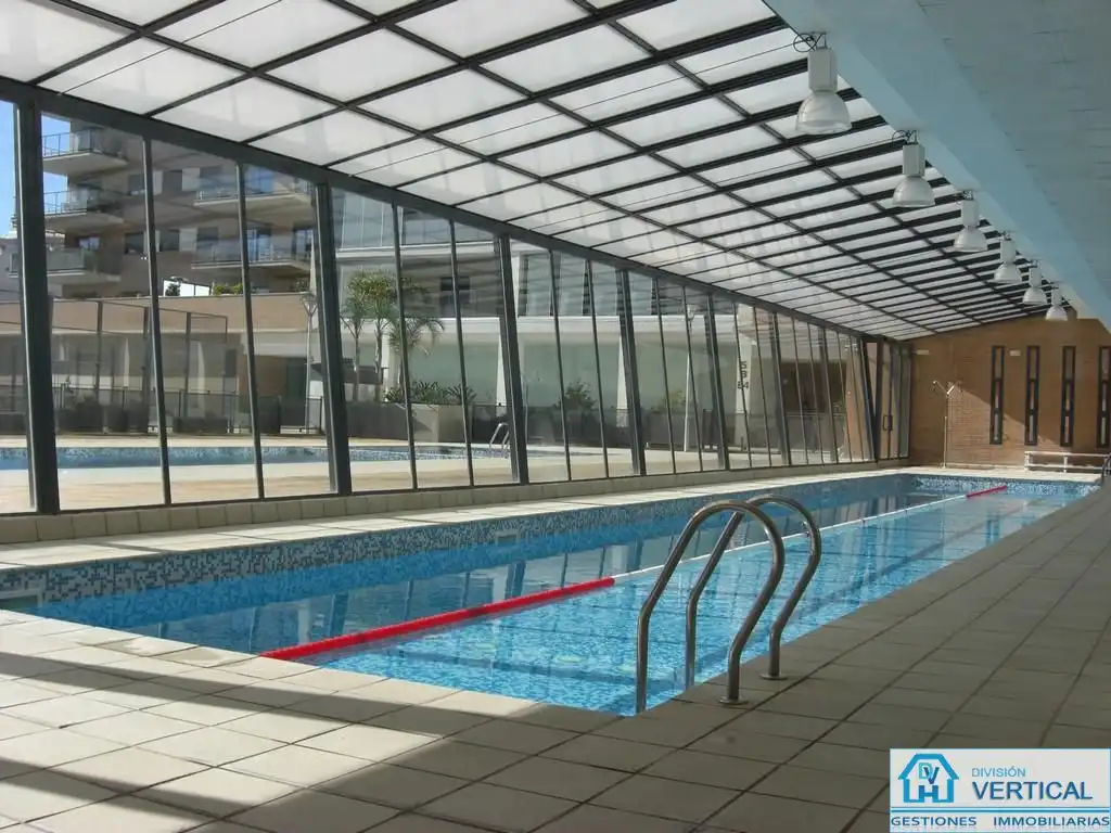 Piscina de Pis de lloguer en Paterna amb Aire condicionat, Calefacció i Terrassa