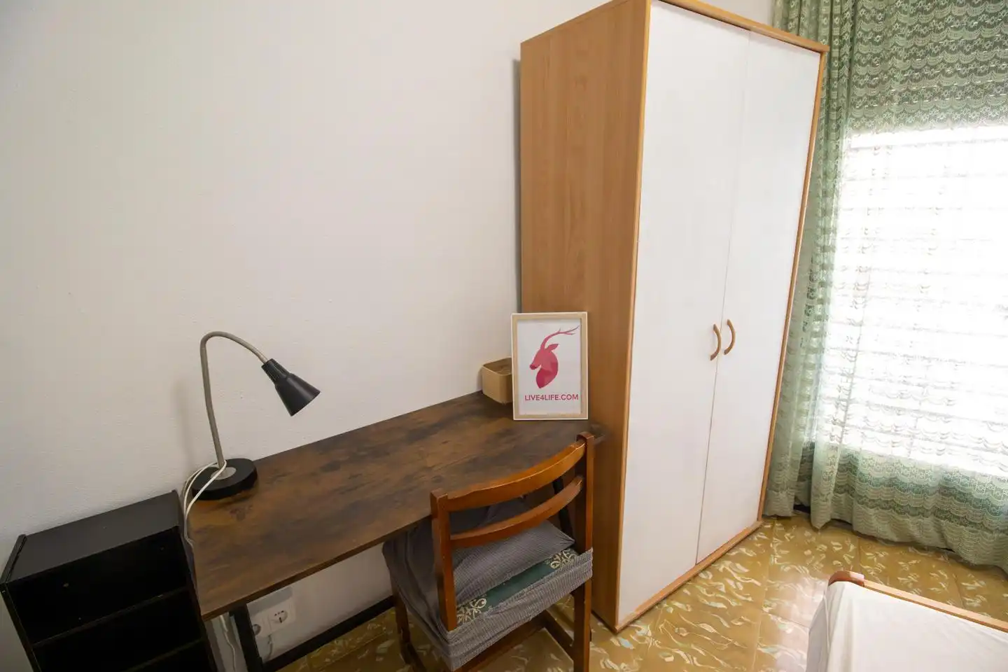 Bedroom of Flat for rent in Valencia  with Terrace and Furnished