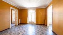 Flat for sale in  Barcelona Capital  with Heating
