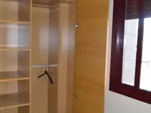 Habitación de Ático en venta en Granada con Aire acondicionado, Calefacción y Parquet