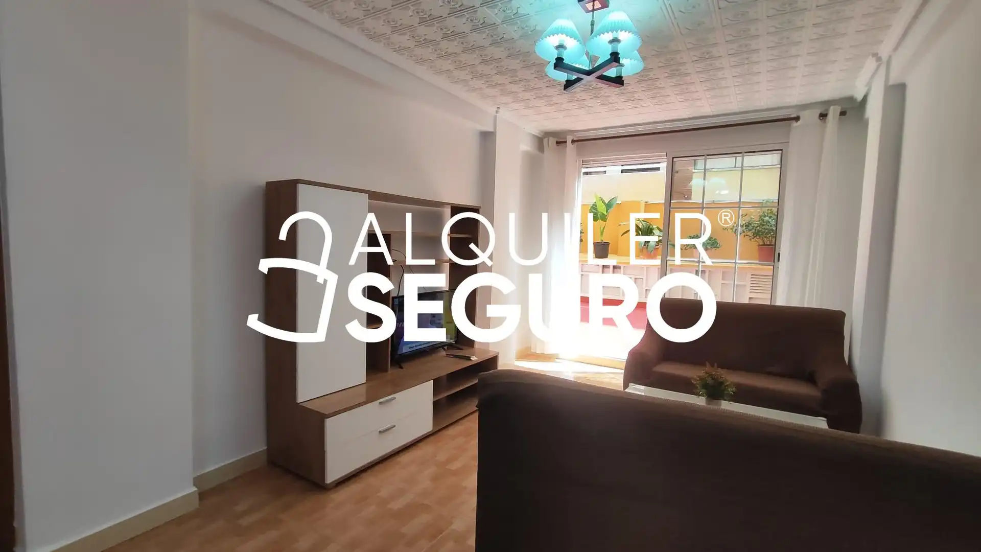 Living room of Flat for rent in Valencia  with Terrace and Furnished