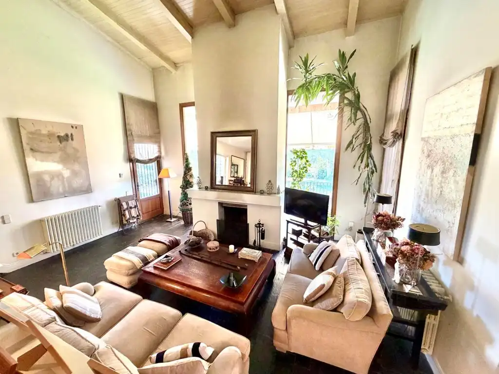 Sala d'estar de Casa o xalet en venda en Torrelodones