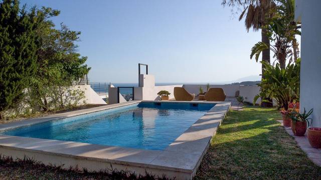 Casa-chalet en Venta en Calle Calle Venezuela en Añoreta Golf - Paraíso del Sol