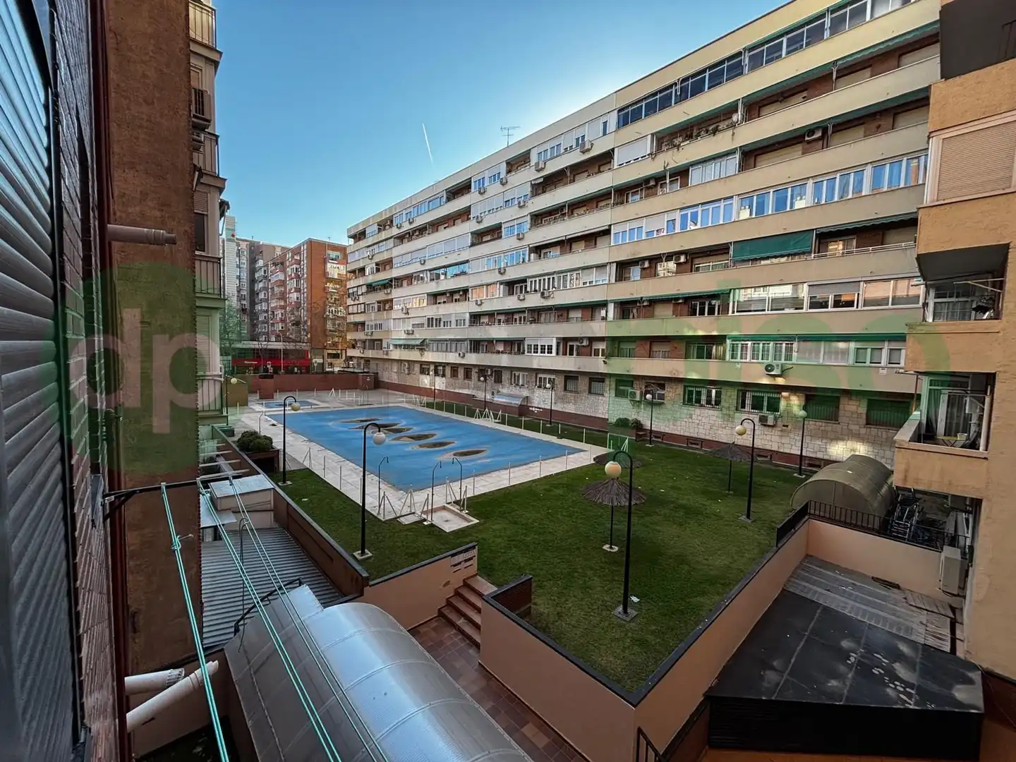 Exterior view of Flat for sale in Madrid  with Air Conditioner, Parquet flooring and Furnished