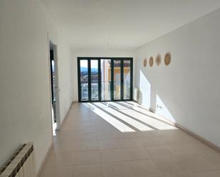 Flat for sale in Manlleu  with Heating and Balcony