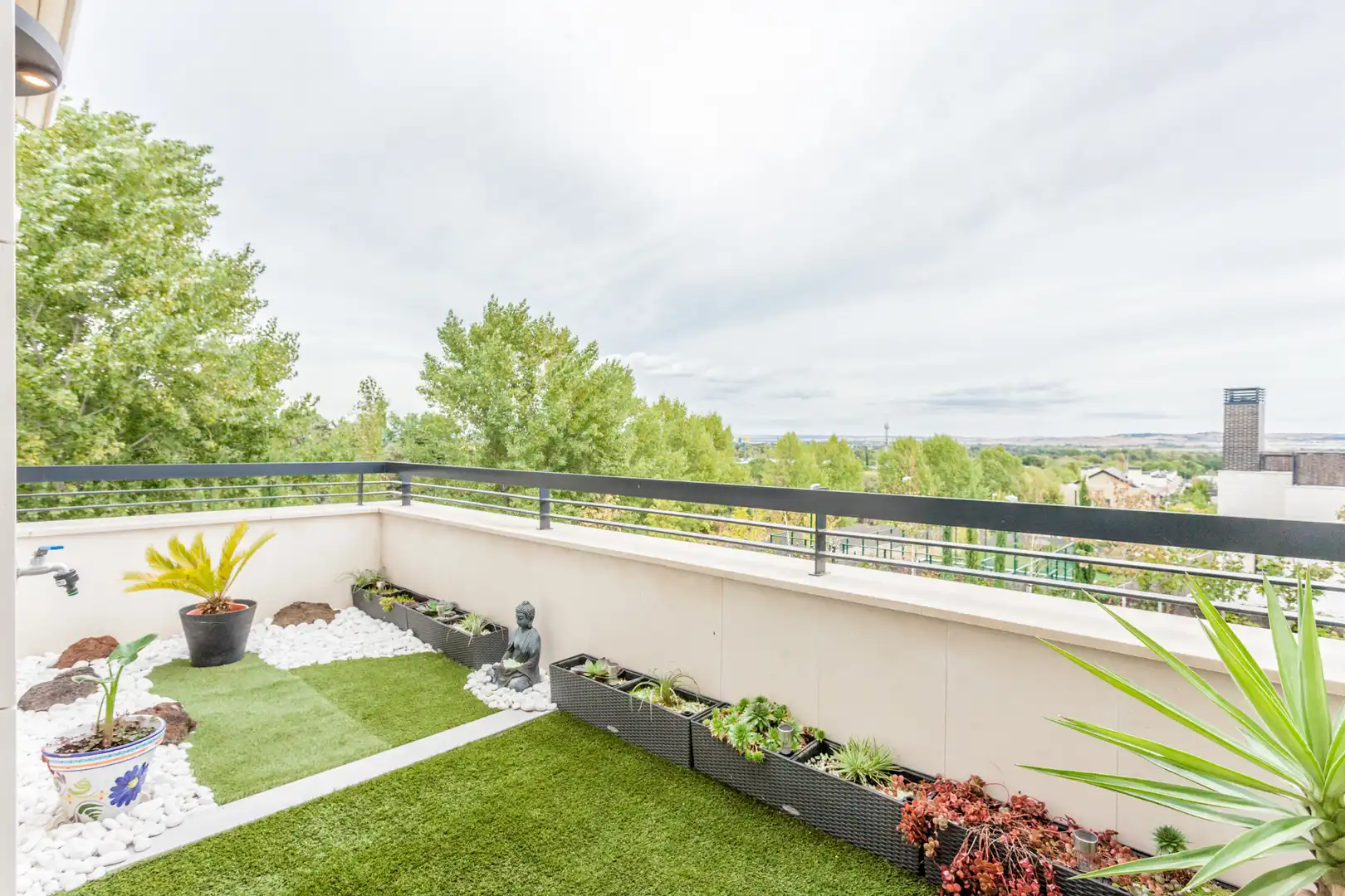 Terrasse von Maisonette zum Verkauf in Fuente del Fresno mit Klimaanlage, Heizung und Abstellraum