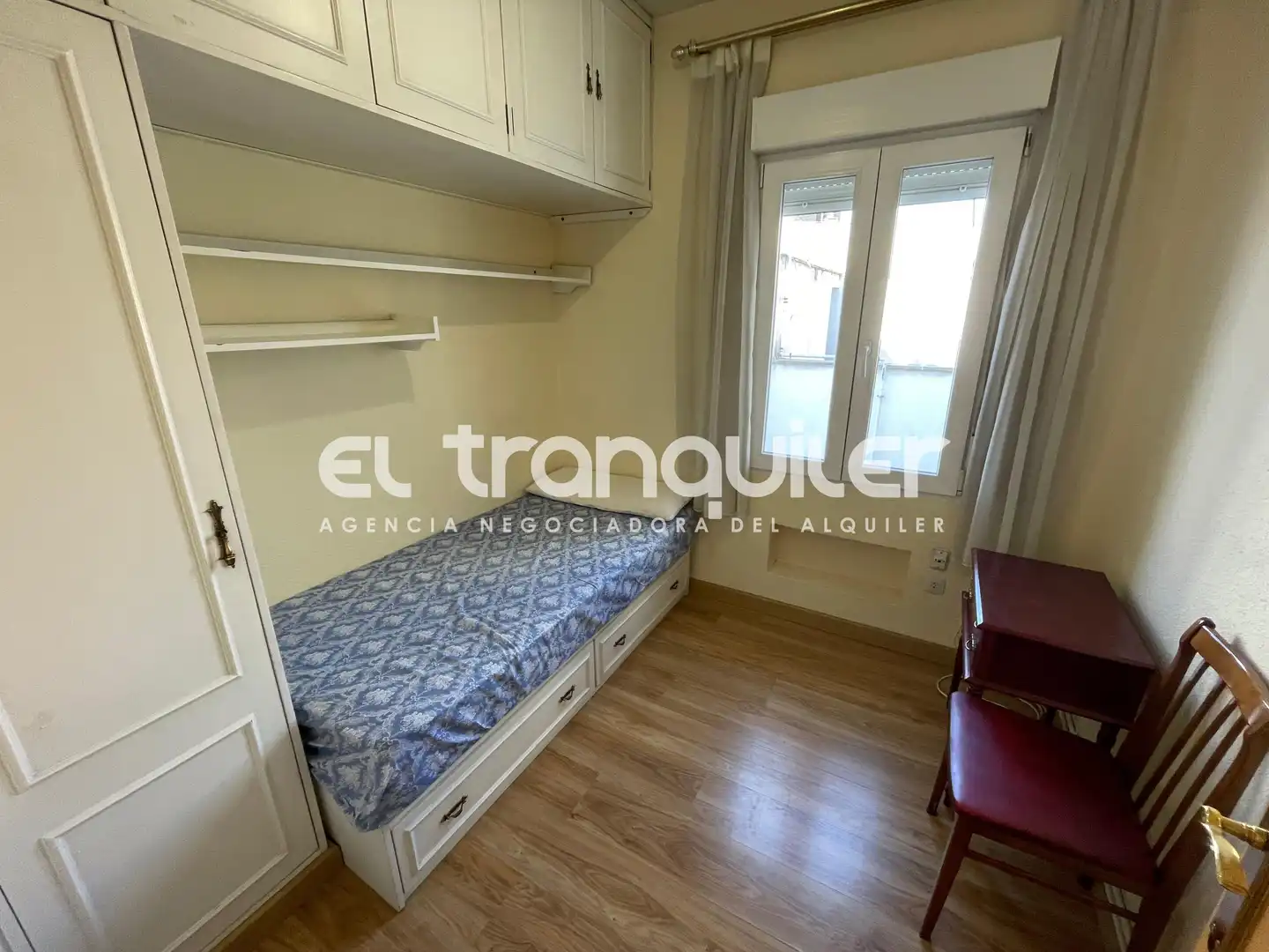 Penthouse with lift to rent in Calle Torres Miranda, imagen 14