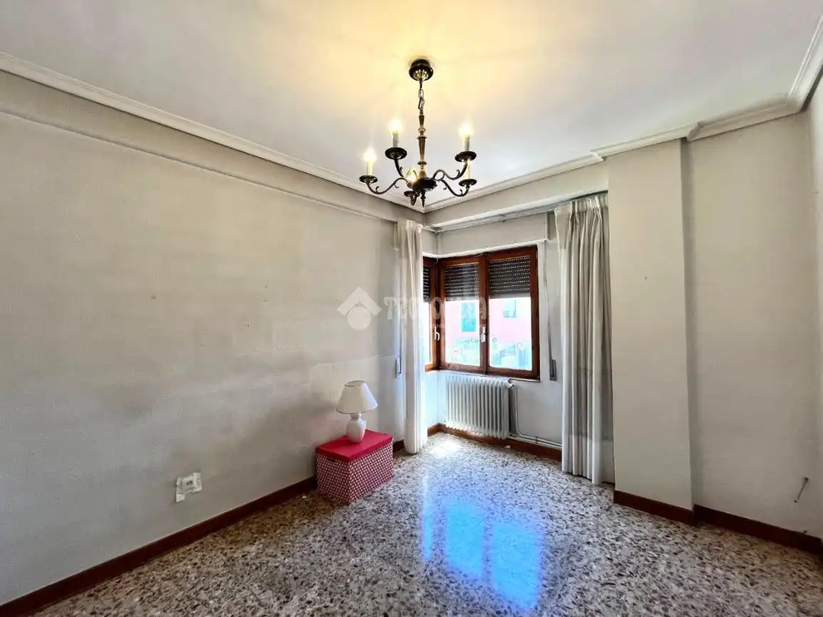 Habitación de Piso en venta en Medina del Campo con Calefacción