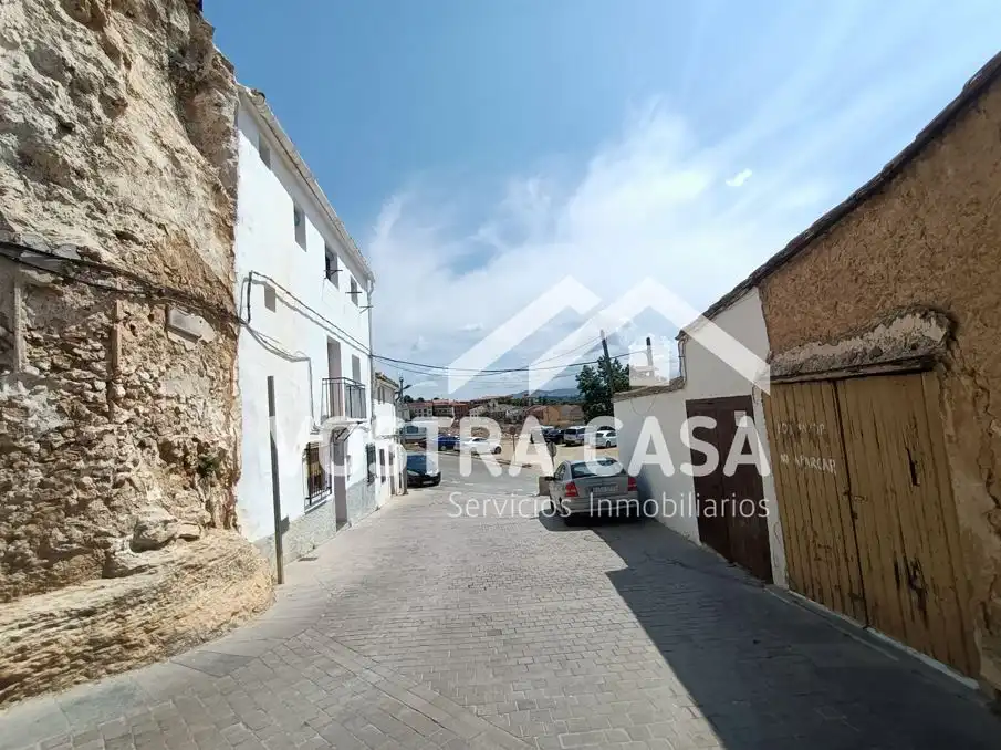 Exterior view of Detached homes for sale in Requena