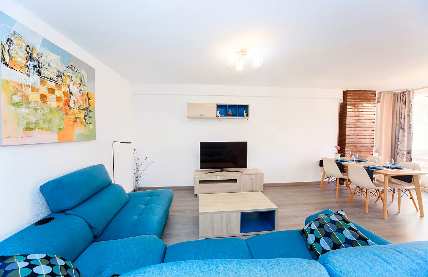 Sala d'estar de Pis de lloguer en Benidorm amb Aire condicionat, Calefacció i Moblat