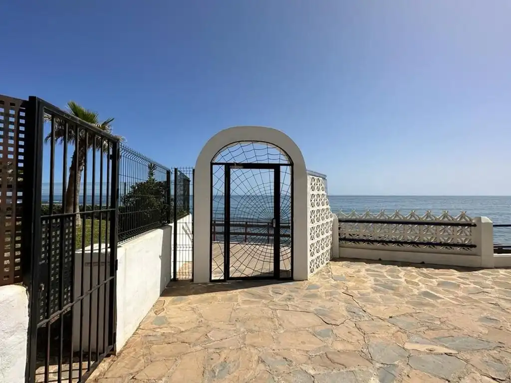 Habitatge amb piscina en venda a Calahonda, imagen 37