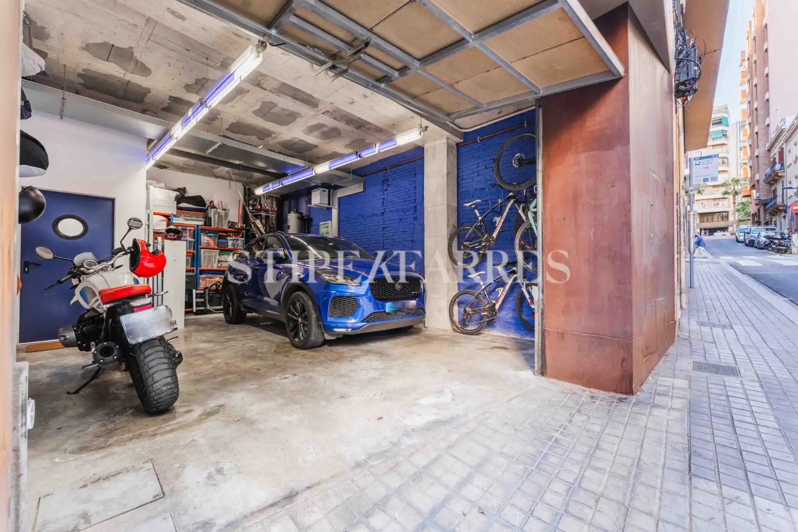 Casa adosada en venta en Barcelona con Aire acondicionado, Calefacción y Jardín privado