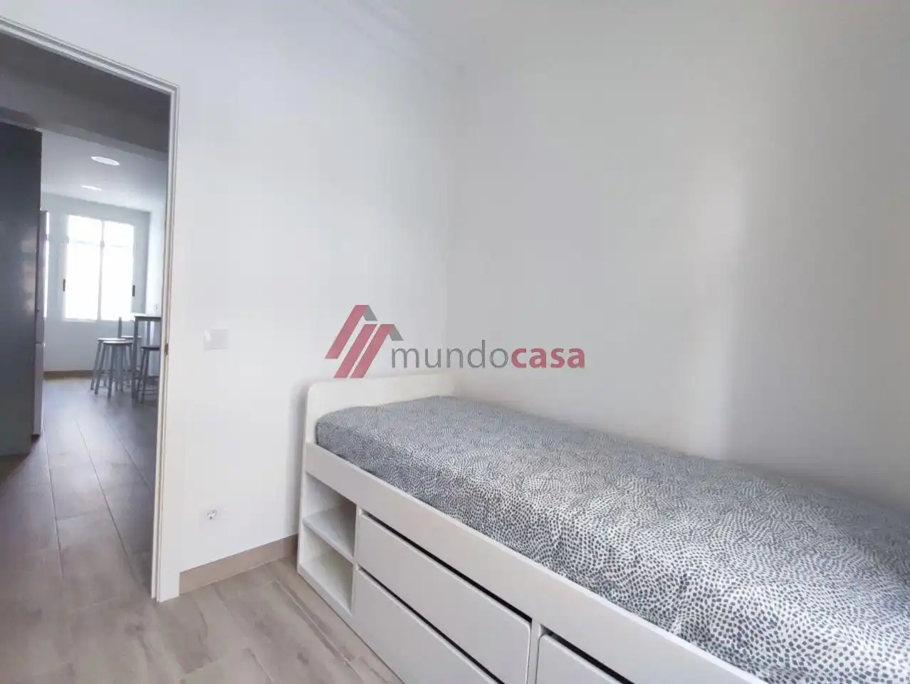 Habitación de Piso de alquiler en Ferrol con Calefacción y Amueblado