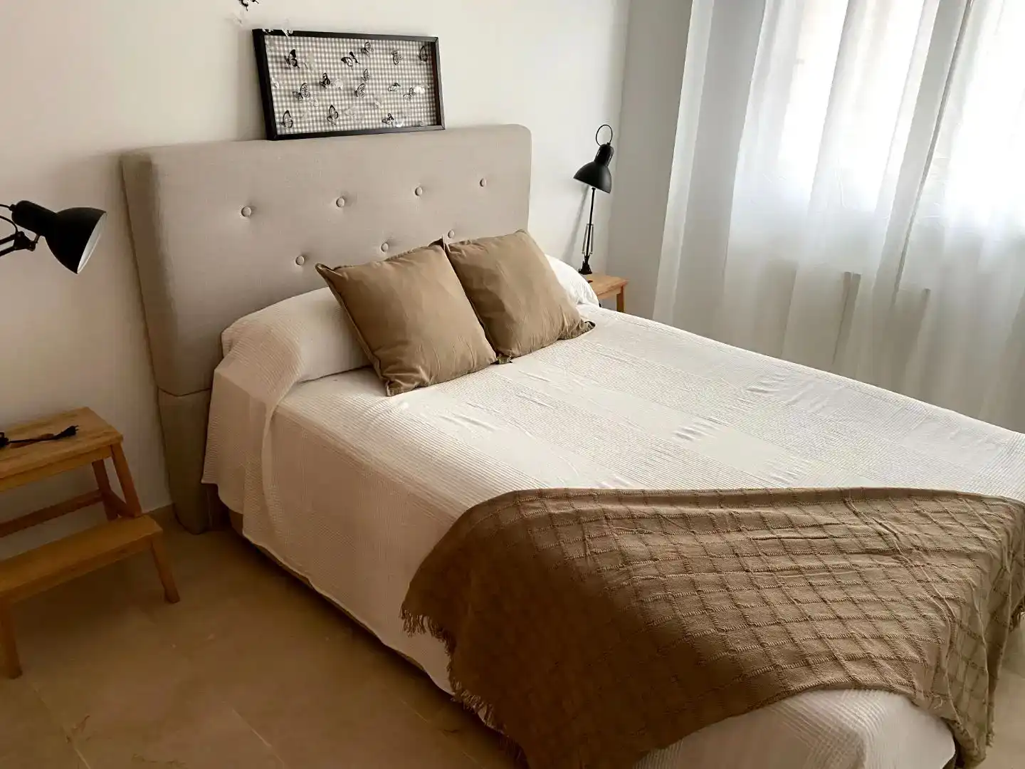 Dormitori de Pis en venda en Sanlúcar la Mayor amb Aire condicionat, Piscina i Moblat