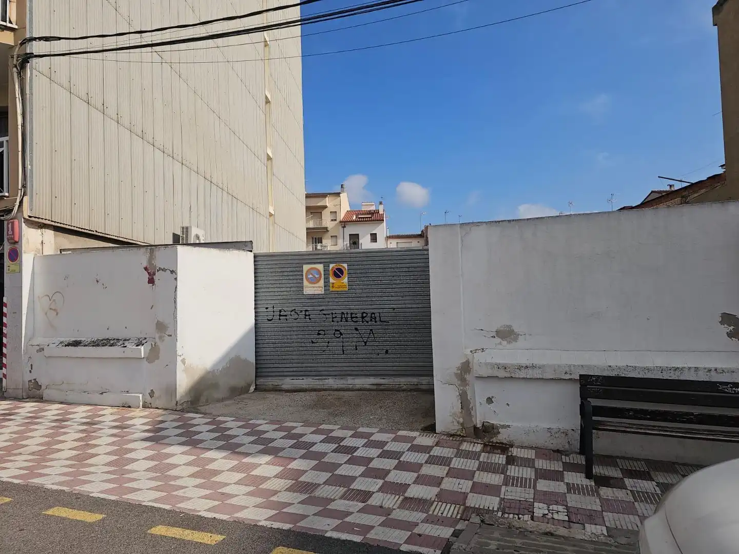 Terreny residencial en venda a Nucli Urbà
