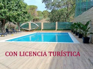 Casa rustica con balcone in vendita a Mas Mora - Sant Daniel