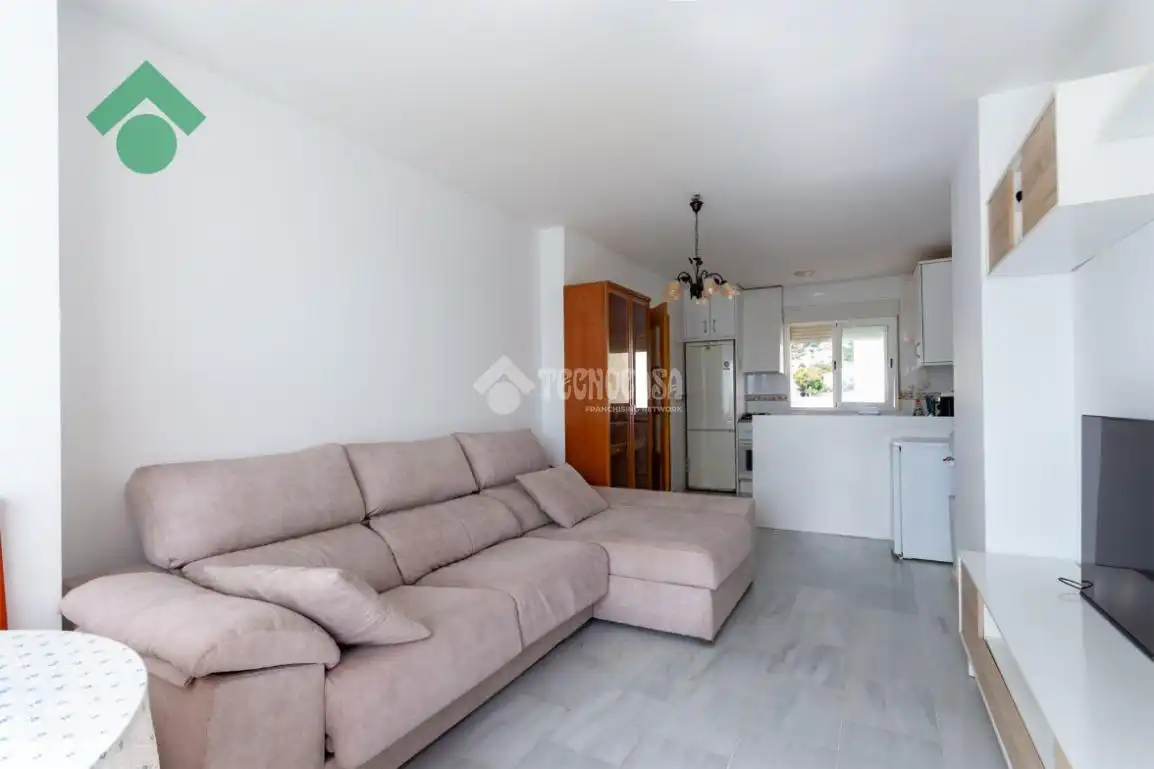 Sala d'estar de Dúplex en venda en Almuñécar amb Aire condicionat i Terrassa