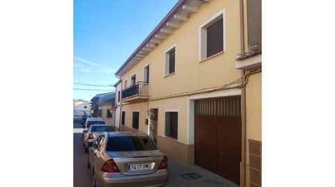 Venta de una espaciosa casa en Daimiel