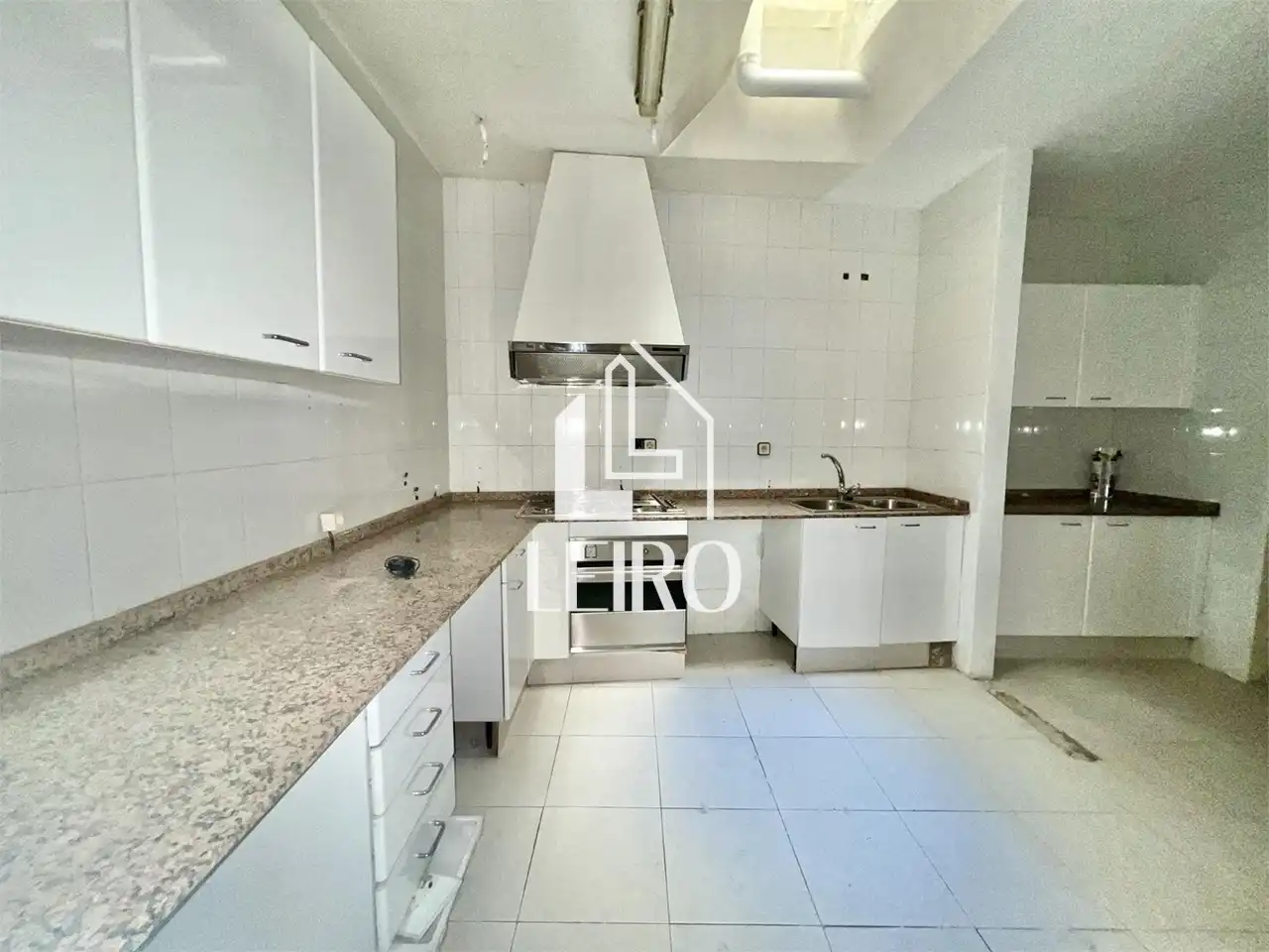 Local comercial de lloguer a Vilagarcía, imagen 8