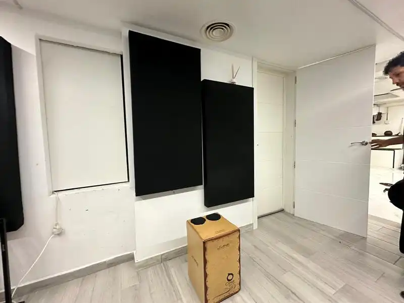 Ground floor for rent in Madrid  with Air Conditioner and Heating