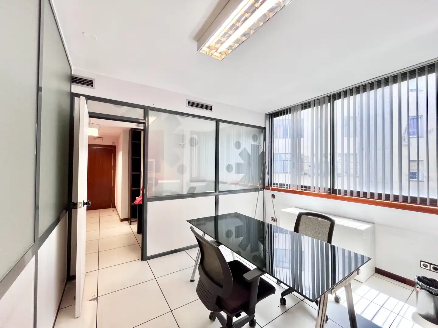 Büro zur Miete in Barcelona mit Klimaanlage und Heizung