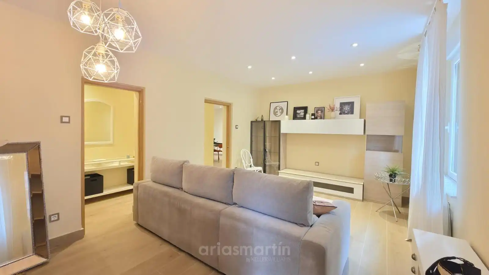 Living room of Flat for rent in Salamanca  with Heating and Furnished