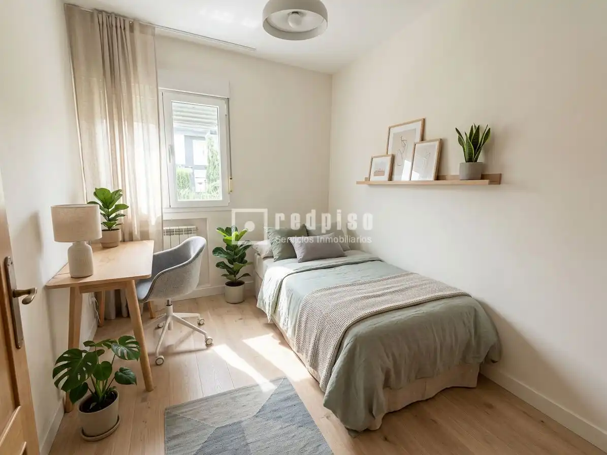 Bedroom of Flat for sale in Madrid  with Heating, Private garden and Parquet flooring