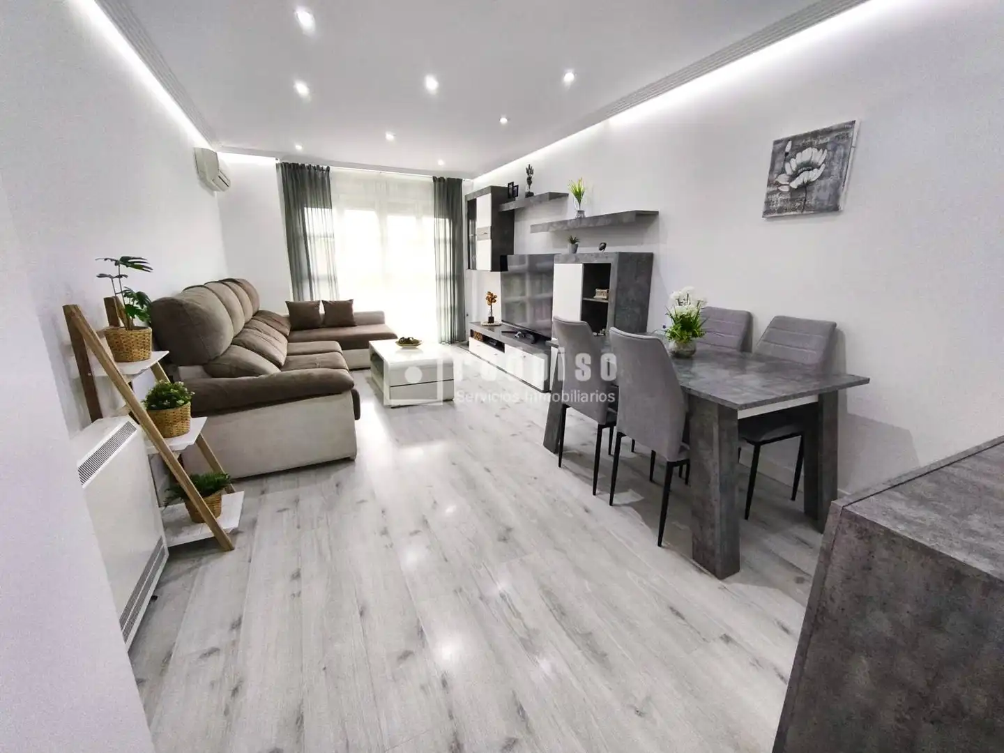 Wohnzimmer von Wohnung zum Verkauf in Móstoles mit Klimaanlage