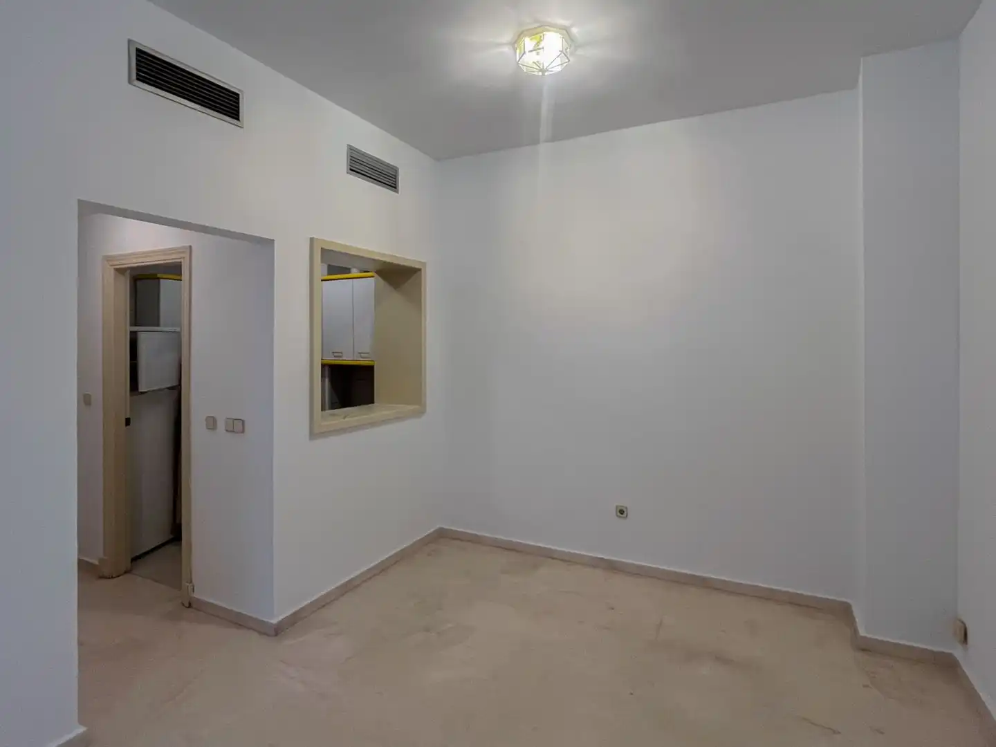 Wohnung zur Miete in Sevilla mit Klimaanlage und Heizung