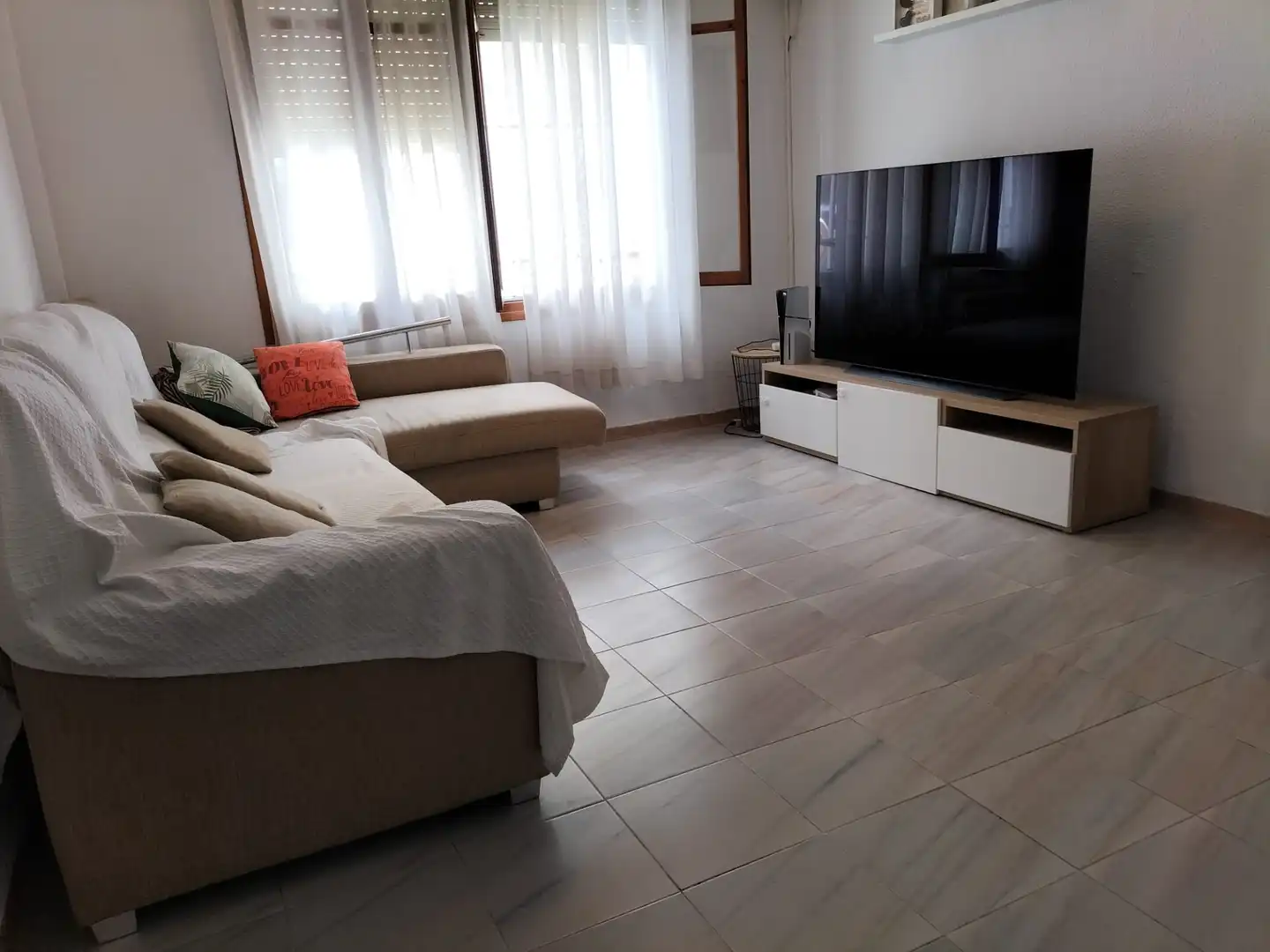 Sala d'estar de Casa o xalet en venda en Cox amb Terrassa