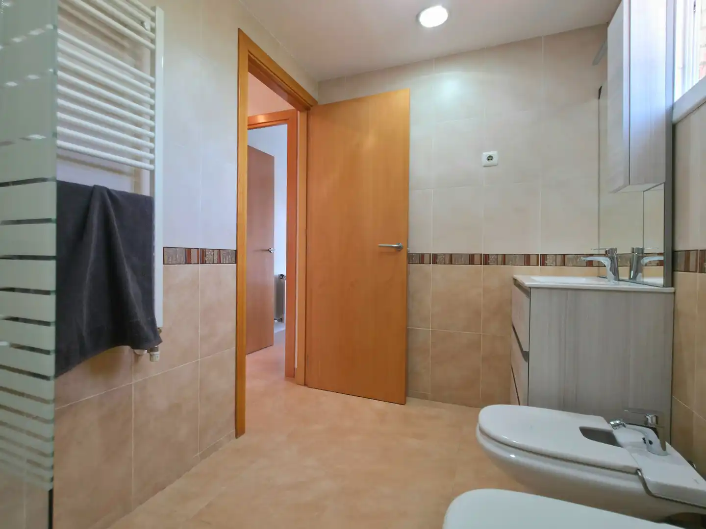 Baño de Casa o chalet en venta en Abrera con Aire acondicionado, Calefacción y Jardín privado