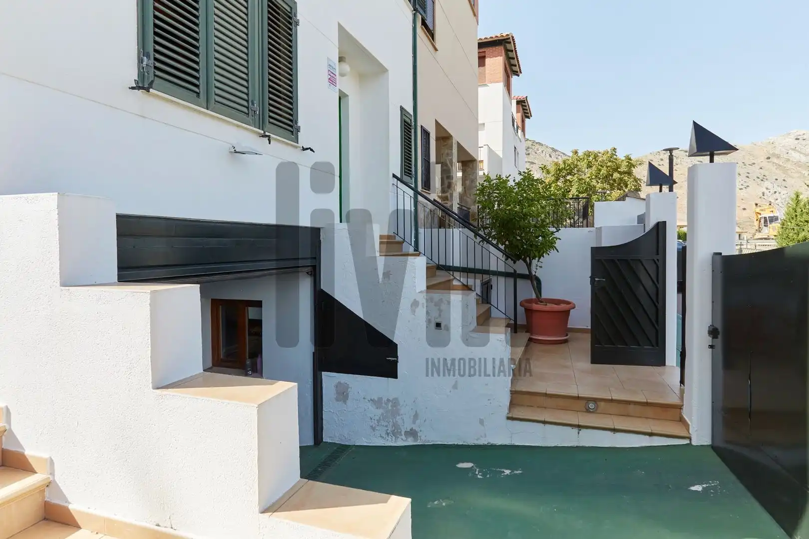 Exterior view of Houses for sale in Jaén  with Air Conditioner, Heating and Terrace