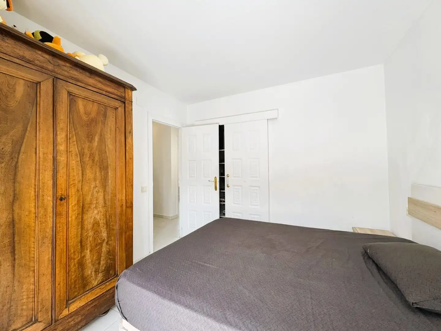 Schlafzimmer von Einfamilien-Reihenhaus zum Verkauf in Dénia mit Klimaanlage, Privatgarten und Terrasse