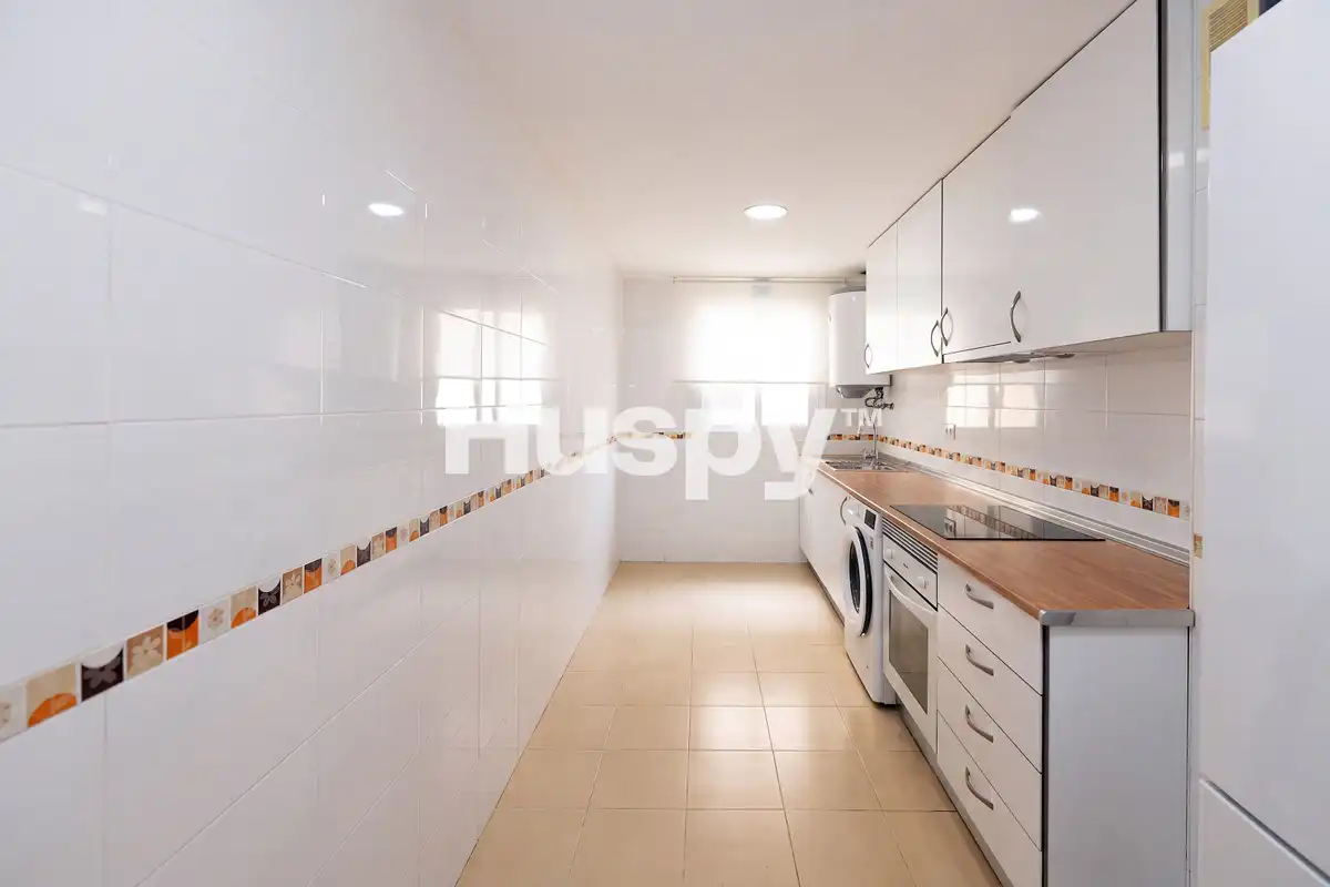 Flat with terrace for sale in Calle Madre Teresa de Calcuta, imagen 9
