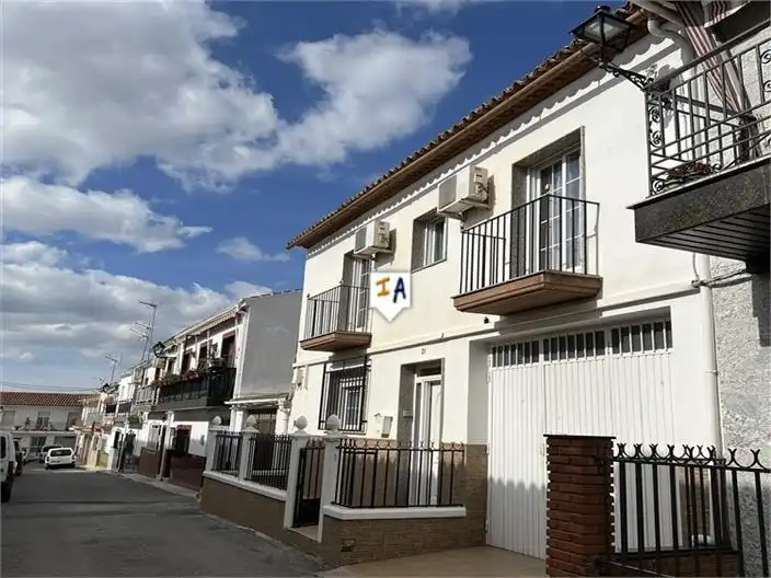 Adossat en venda a Alcalá la Real