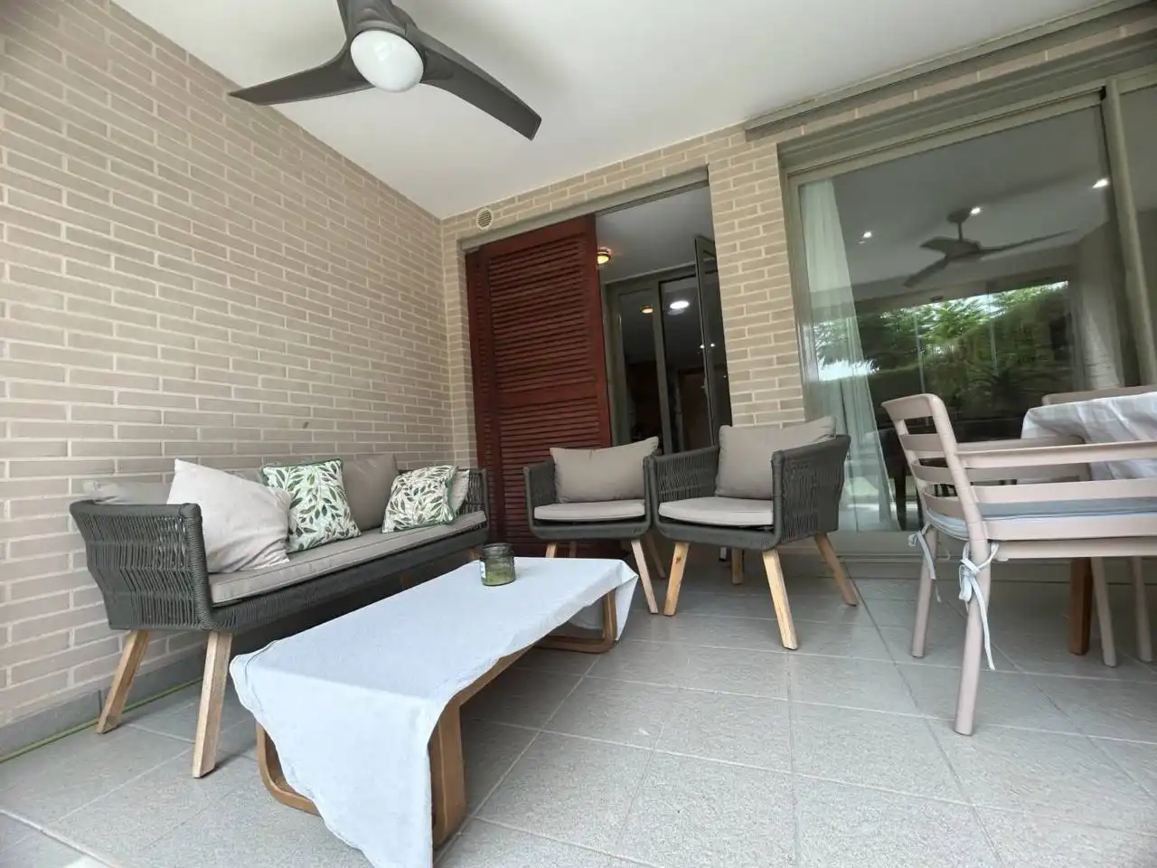Apartamento con ascensor en alquiler en Avenida CASTELLON