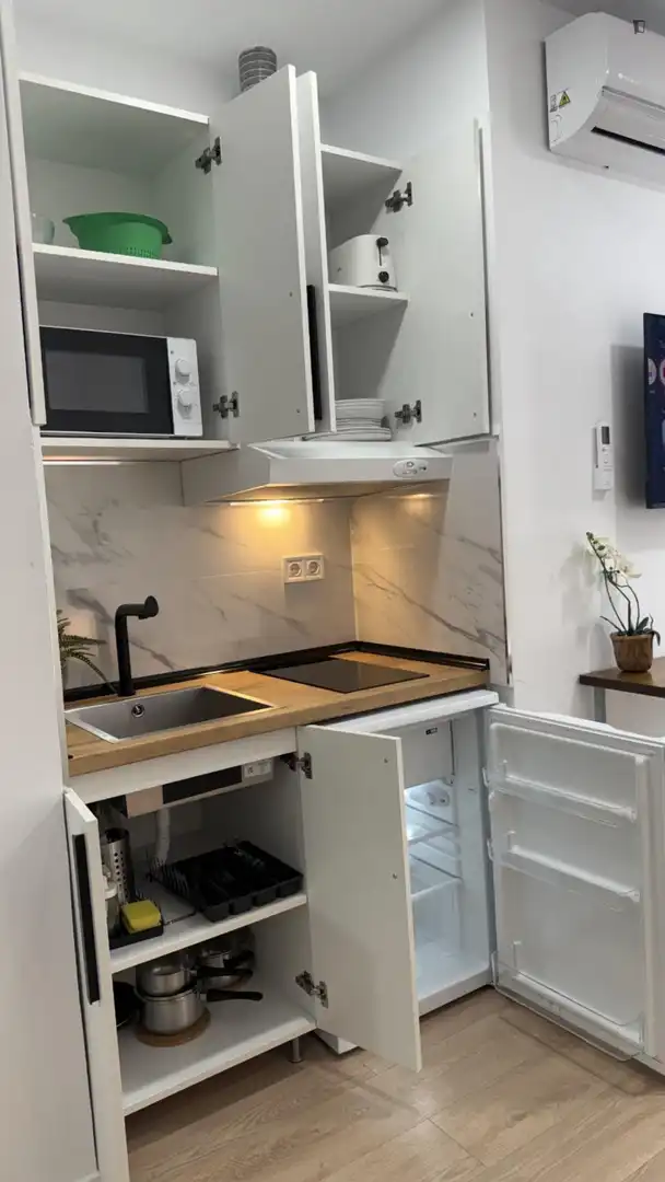 Studio avec ascenseur à louer à Centro, imagen 3