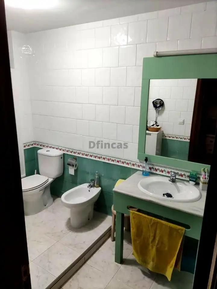 Bany de Dúplex en venda en Mora de Rubielos amb Calefacció i Traster