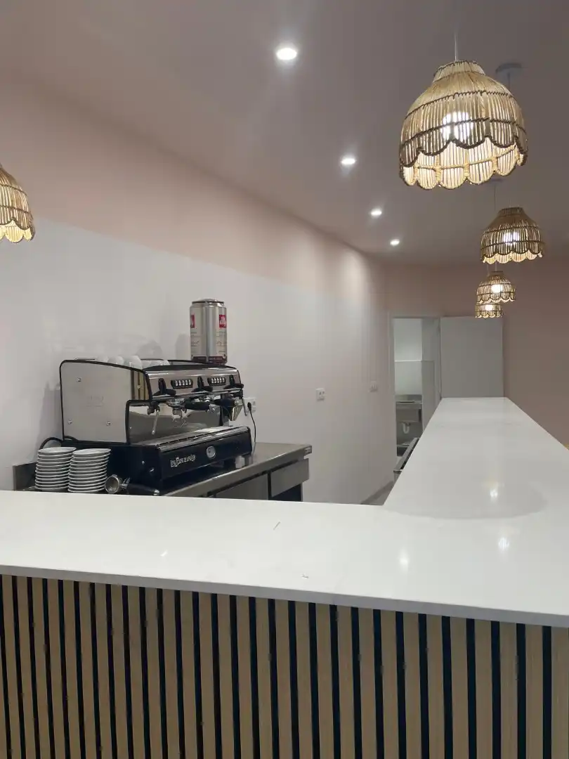 Business premises to rent in Carrer Doctor Fàbregas 3, imagen 2