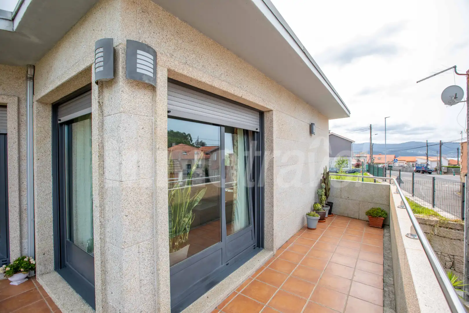 Terraza de Casa o chalet en venta en Sanxenxo con Calefacción, Jardín privado y Parquet