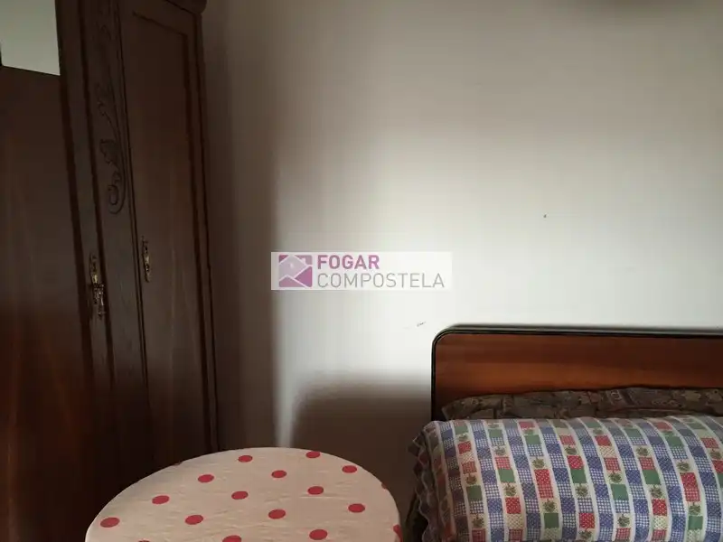 Habitación de Piso de alquiler en Santiago de Compostela  con Amueblado