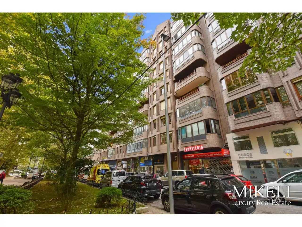 Vista exterior de Apartamento en venta en Cuatro Caminos