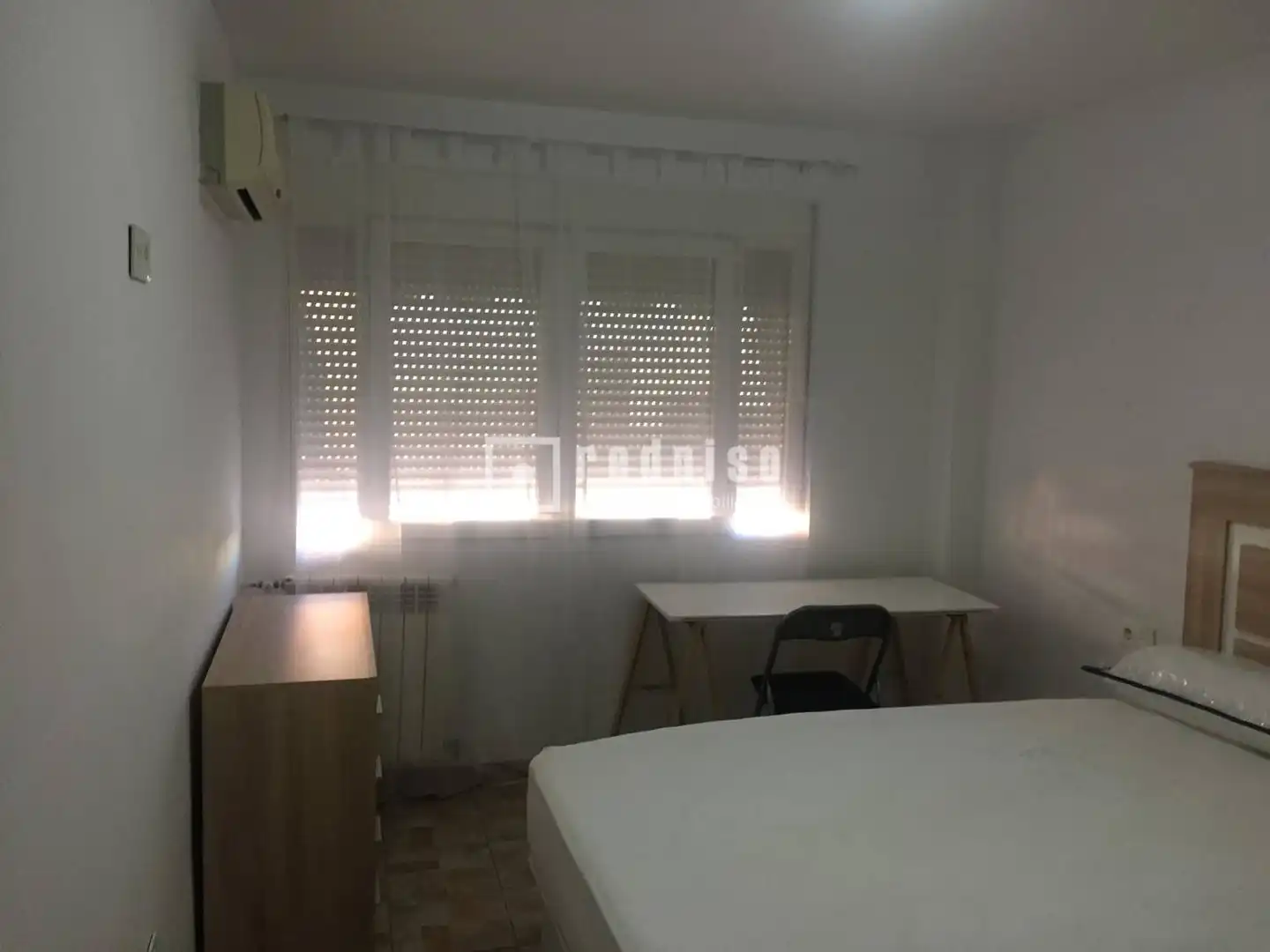 Bedroom of Flat for rent in Granada  with Air Conditioner, Terrace and Furnished